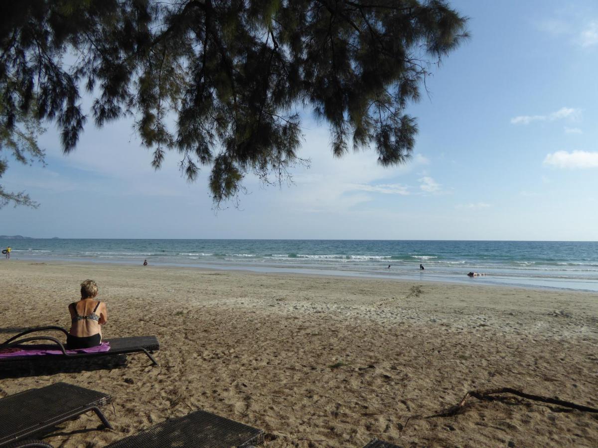 The Orchid Beach Resort @ Vip Chain Resort Ban Phe Exteriör bild